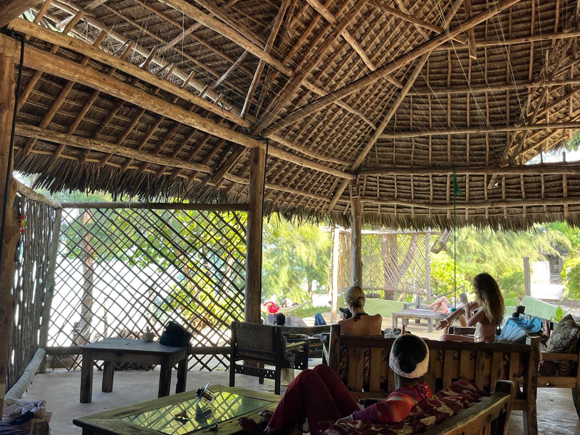 Sazani Beach Lodge And Tidal Lounge นูงวี ภายนอก รูปภาพ