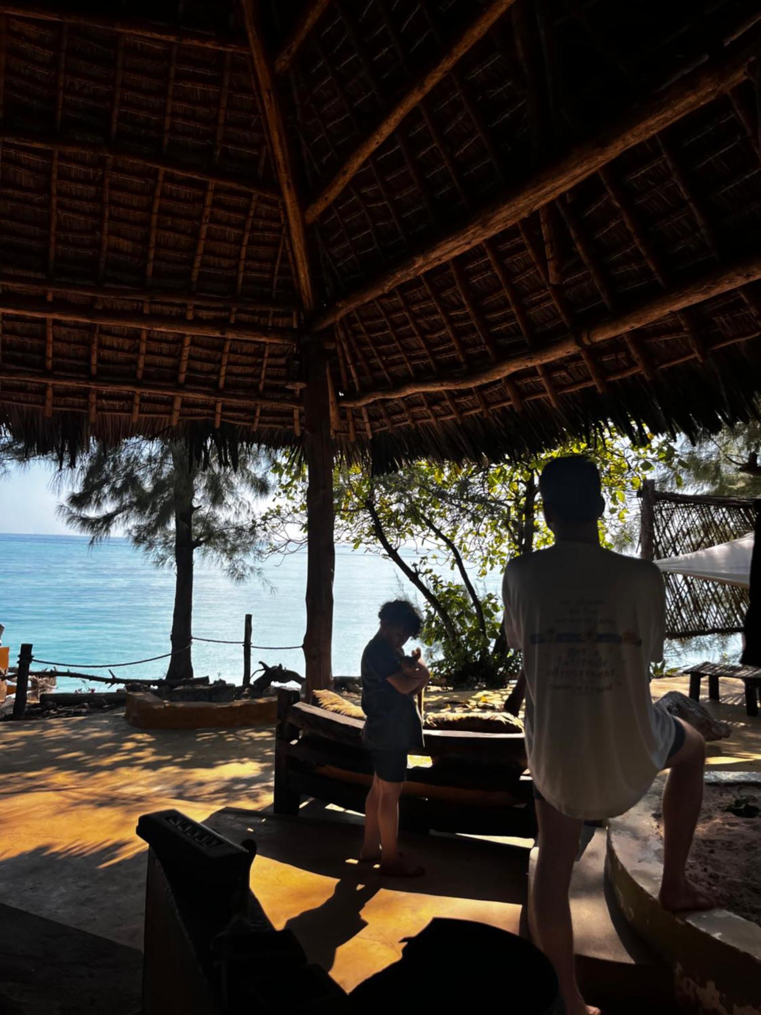 Sazani Beach Lodge And Tidal Lounge นูงวี ภายนอก รูปภาพ